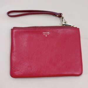 NWOT Fossil Red wristlet​​​​​​​​​